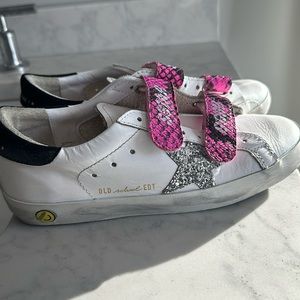 NWOT Kids Size 32/US 2 Golden Goose old school Velcro sneakers